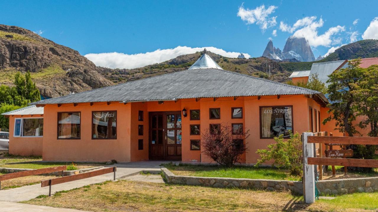 Hosteria LOS ÑIRES El Chaltén Exterior foto