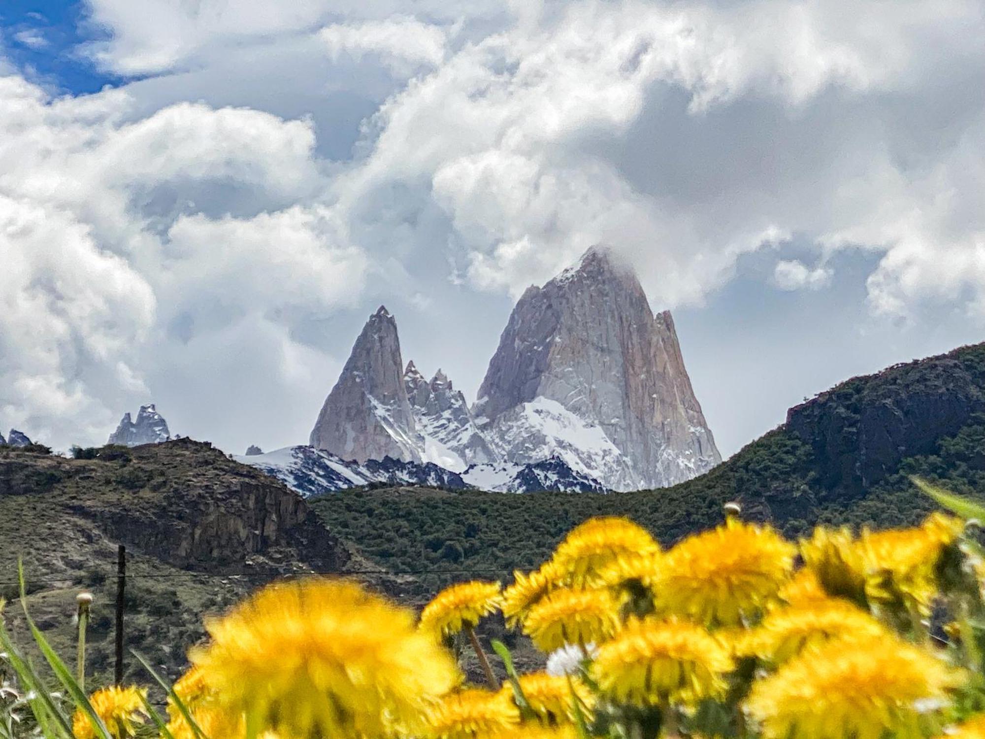 Hosteria LOS ÑIRES El Chaltén Exterior foto